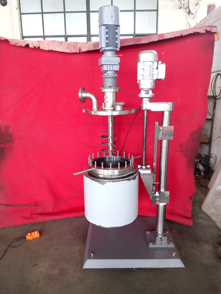 DFCF系列-釜体升降，并可水平旋转到一边3