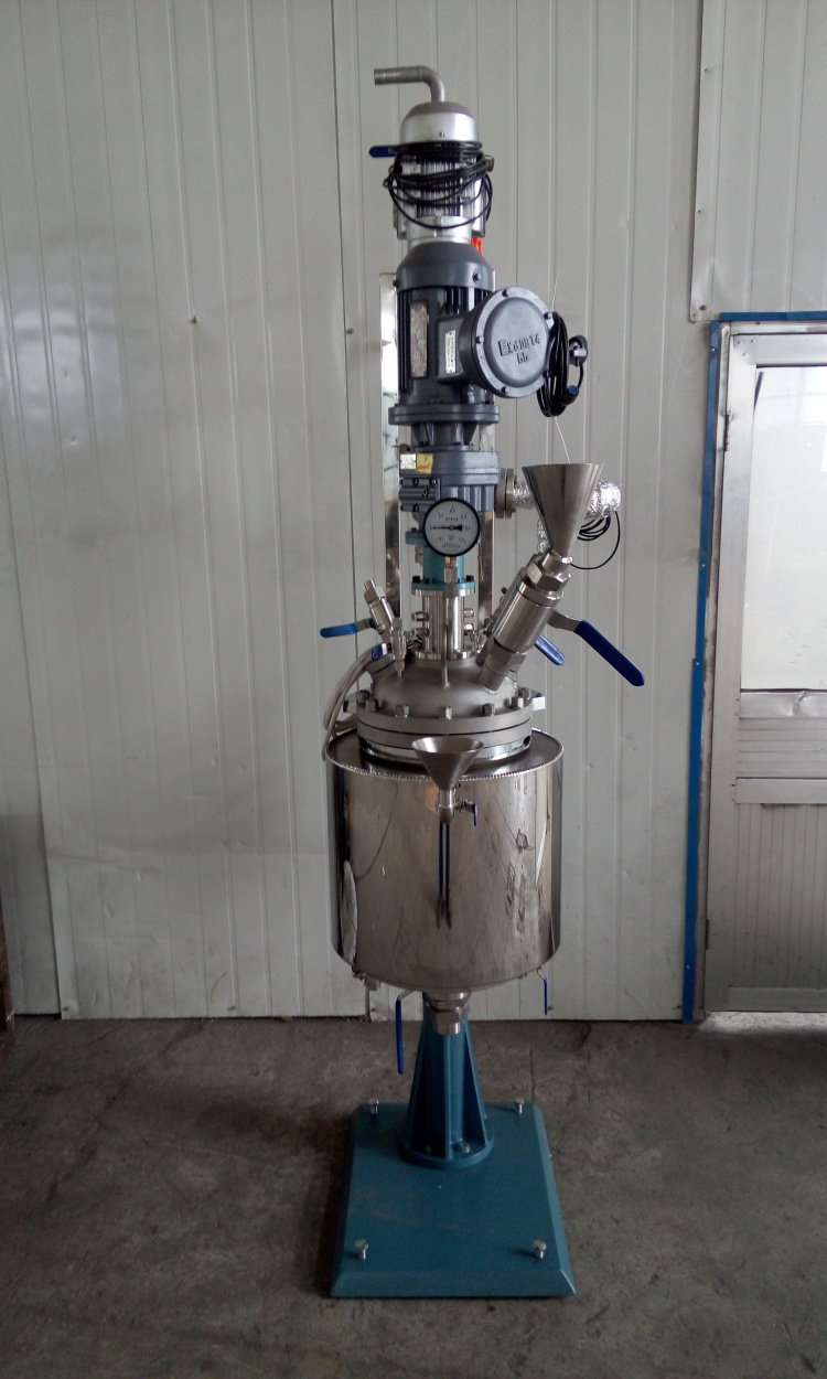 TFCF系列-磁流体、电加热管、带冷凝接收1